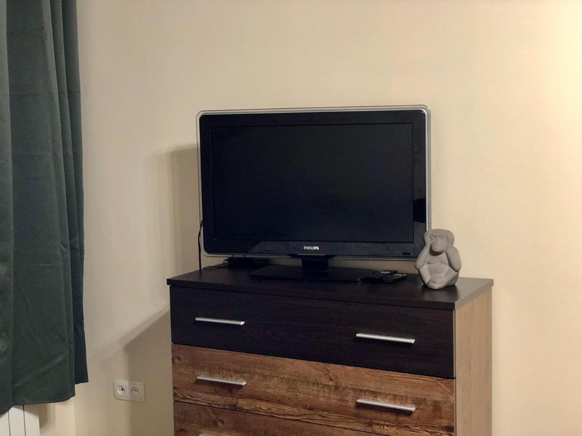 Old City Apartment With Parking Лвив Екстериор снимка